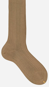 Détail mi-bas Antonio beige Palatino chez Maison Gabriel Paris