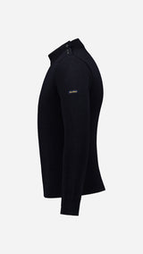 Pull marin Erwann en laine bleu nuit LE MINOR - Vue ghost côté - Collection Automne Hiver 2025 - Maison Gabriel Paris