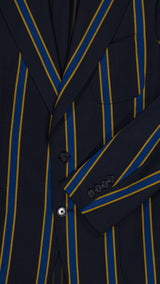 Détail tissu du Rowing blazer droit Winston en laine et coton bleu nuit à rayures bleu roi et jaune - photographié de face - Collection Printemps Été 2026 - Maison Gabriel Paris