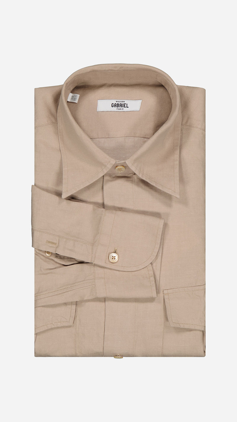 La chemise Sam en lin et coton beige - pliée - de la Maison Gabriel Paris