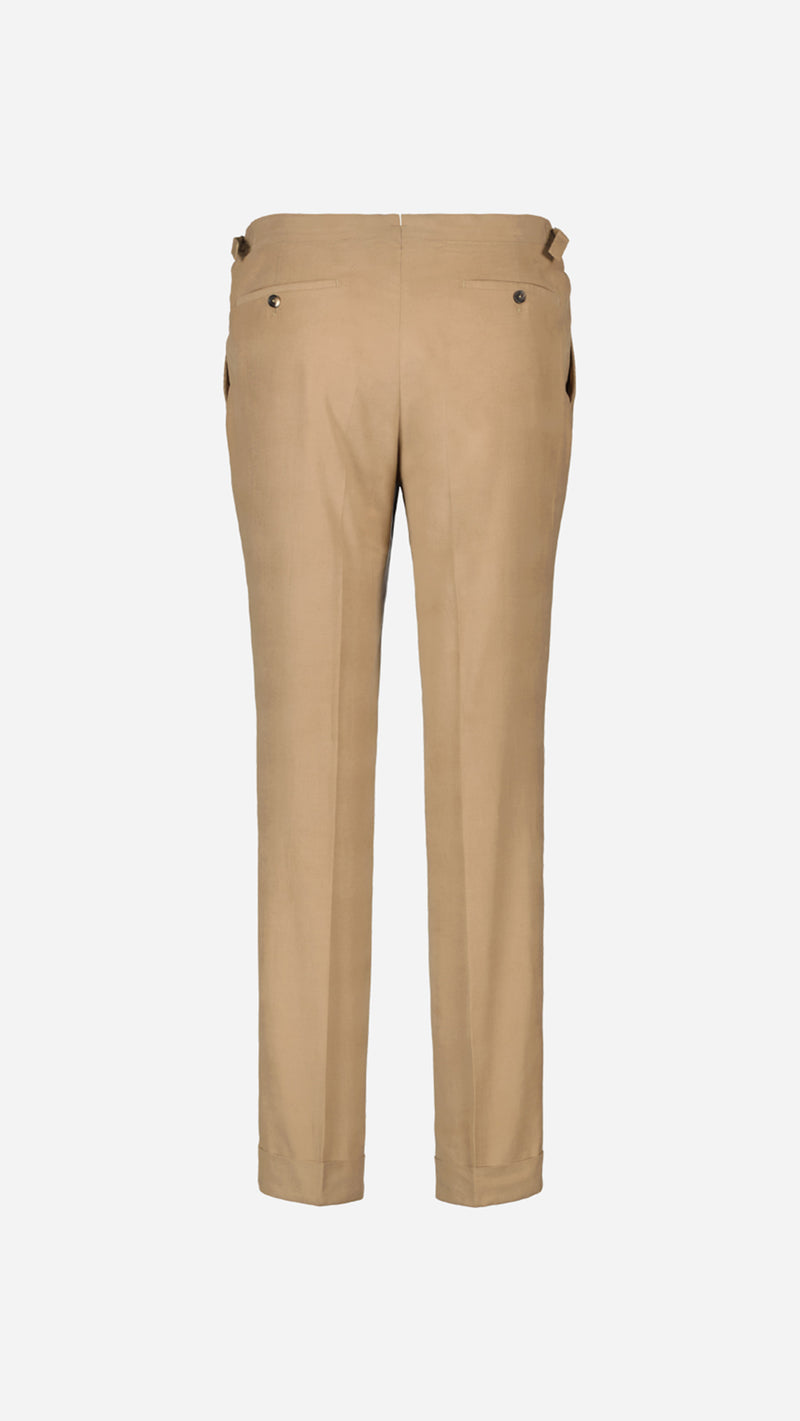 Le pantalon du costume Charly en milleraies d'été beige - vue de dos - de la Maison Gabriel Paris - UNISEXE
