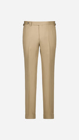 Le pantalon du costume droit Raphel en lin et coton coloris mastic - photographié en ghost vue de face - Collection Printemps Été 2025 par Maison Gabriel 