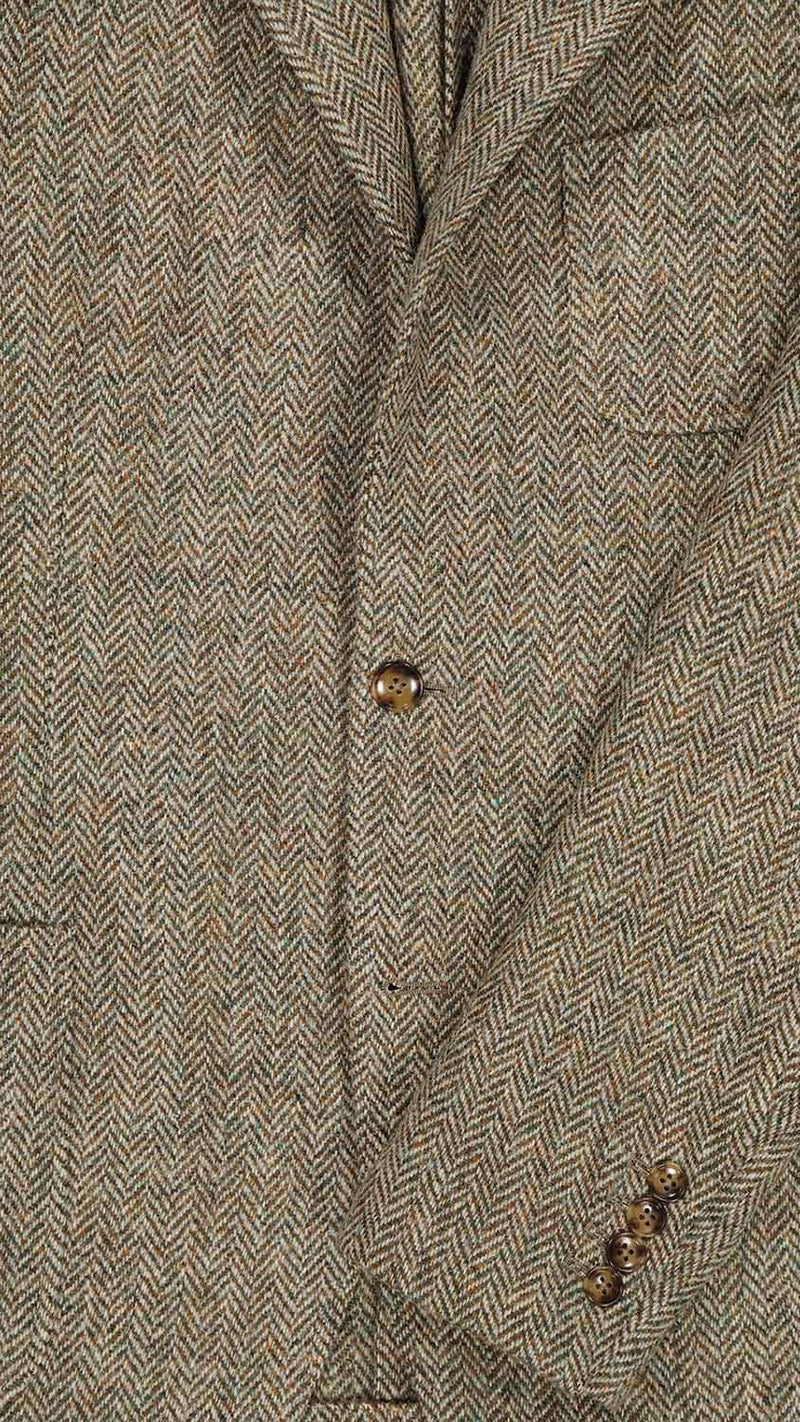 Détail tissu de la veste Aurélien en tweed à motif chevrons de la Maison Gabriel Paris