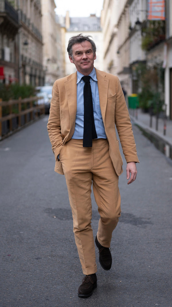 Single-breasted Valentin suit in beige moleskin