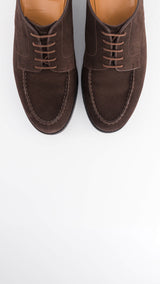 Chaussures WESTON X GABRIEL : le Derby Golf en cuir veau velours marron